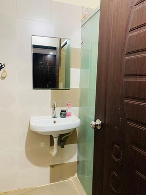 Bathroom in 3.5 BHK Villa at Srinivasa Lakeview, Kukatpally – for Rent