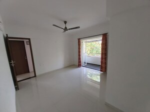 Room in 3 BHK Apartment at Shriram Vivaan Park, Lohgaon – for Rent