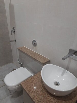 Bathroom in 2 BHK Builder Floor at Civil Lines – for Rent