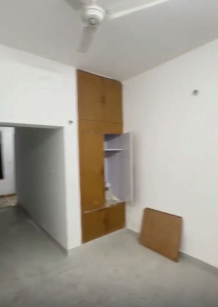 Room, sector 66 2 Bedroom 1000 Sq.Ft. Independent House In Sector 66 Mohali 10408660