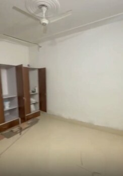 2 BHK Independent House For Rent in Sector 66