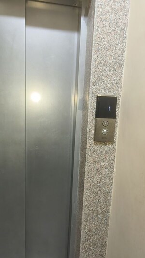 Building Lobby in  Pg at Old Rajinder Nagar – for Rent