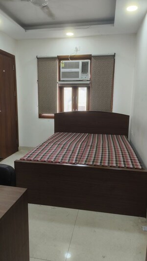 Bedroom in  Pg at Old Rajinder Nagar – for Rent