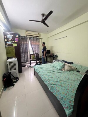 Bedroom in 2 BHK Builder Floor at Sector 15 – for Rent