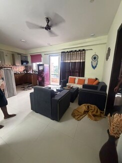 2 BHK + Pooja Room Builder Floor For Rent in Sector 15