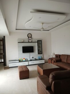 2 BHK Apartment For Rent in Chandra Panorama