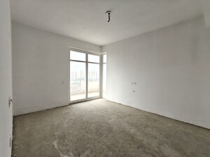 Room in 4 BHK Builder Floor at SS Linden, Sector 84 – for Rent