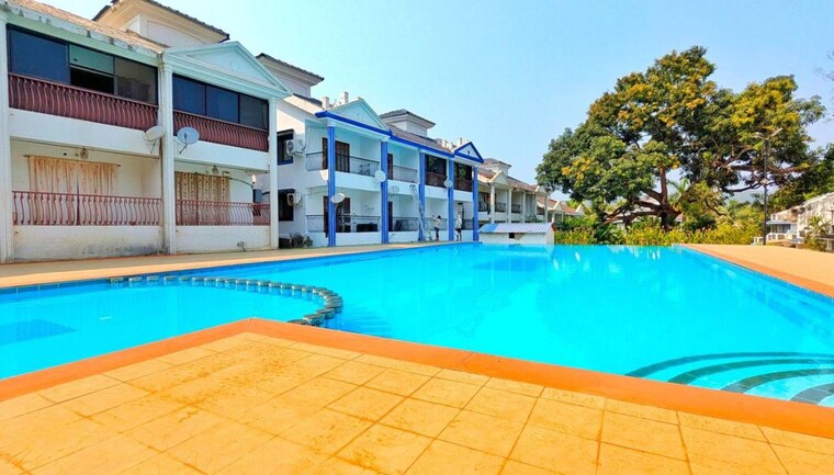 Swimming Pool, siolim 2 Bedroom 1000 Sq.Ft. Apartment In Siolim Goa 10403751