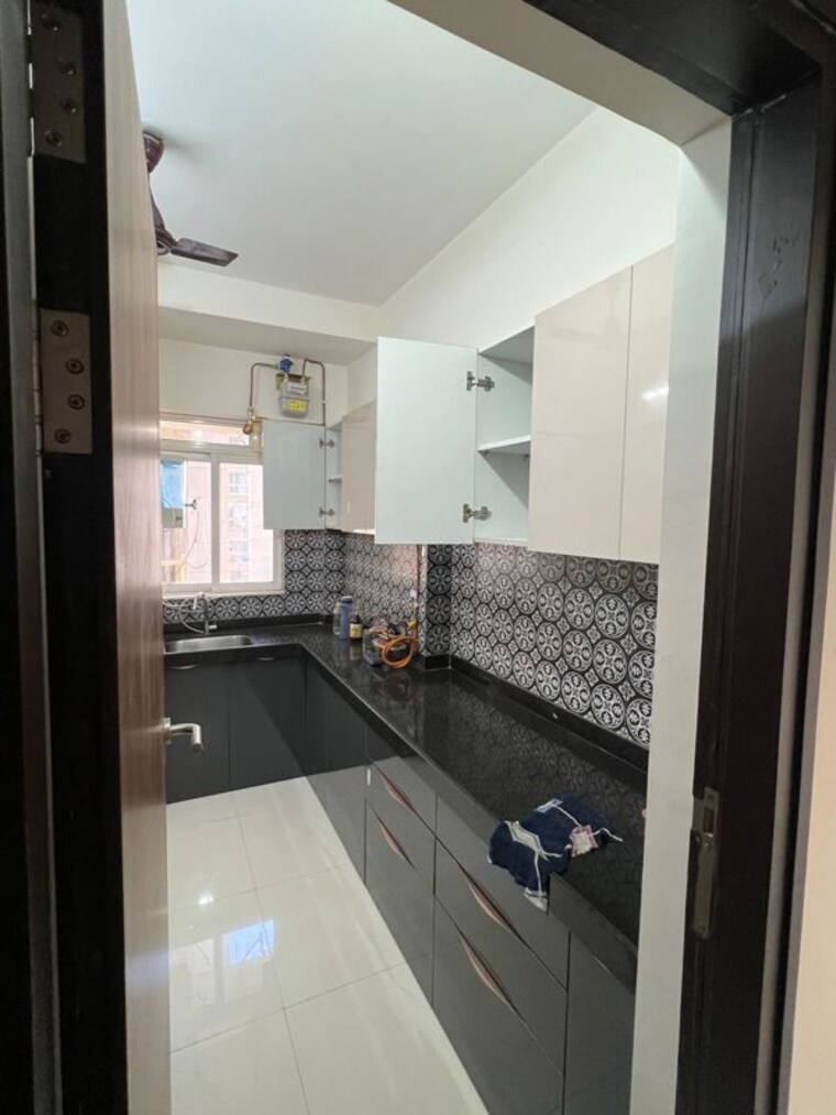 Kitchen, lodha-amara 2 Bedroom 1000 Sq.Ft. Apartment In Kolshet Road Thane 10408717