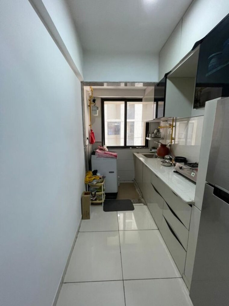 Kitchen, sun-rising-homes 2 Bedroom 875 Sq.Ft. Apartment In Jagatpur Ahmedabad 10408709