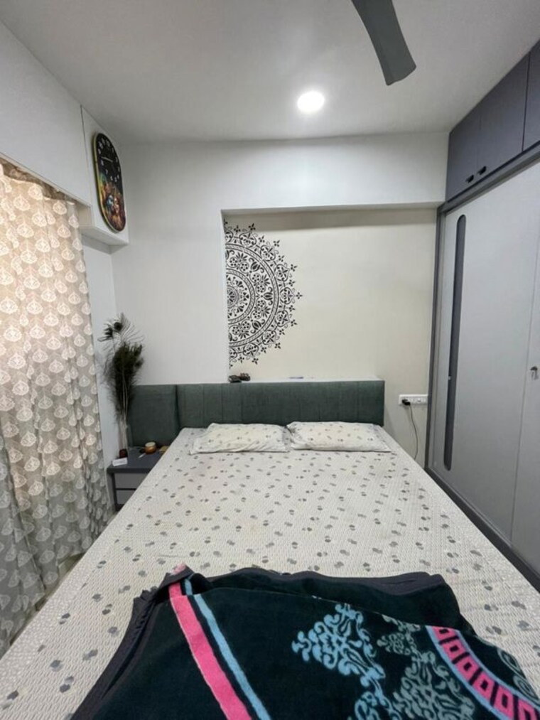 Bedroom, sun-rising-homes 2 Bedroom 875 Sq.Ft. Apartment In Jagatpur Ahmedabad 10408709