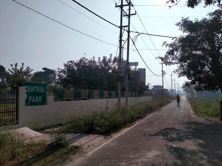Exterior View, upsidc site c  300 Sq.Mt. Plot In Upsidc Site C Greater Noida 10408739
