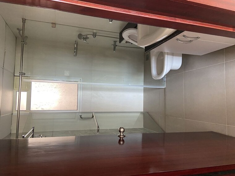 Bathroom, karle-zenith 3 Bedroom 2404 Sq.Ft. Apartment In Hebbal Bangalore 10408744