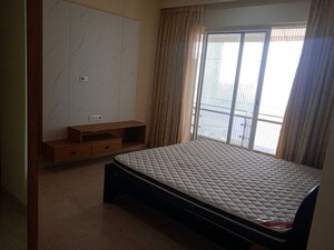 Bedroom in 4 BHK Apartment at Indiabulls Sky Forest, Lower Parel – for Rent