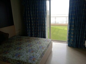 Bedroom in 4 BHK Apartment at Indiabulls Sky Forest, Lower Parel – for Rent