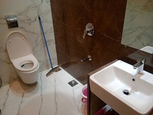 Bathroom in 4 BHK Apartment at Indiabulls Sky Forest, Lower Parel – for Rent