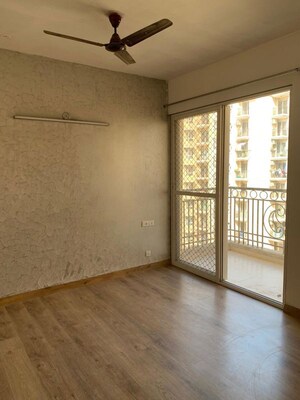 Room in 2.5 BHK Apartment at Prateek Grand City, Siddharth Vihar – for Sale
