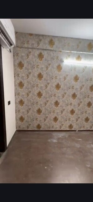 Room in 3 BHK Builder Floor at Mullanpur – for Sale