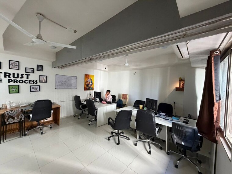 Team Area, gota Commercial Office Space 755 Sq.Ft. In Gota Ahmedabad 10408816
