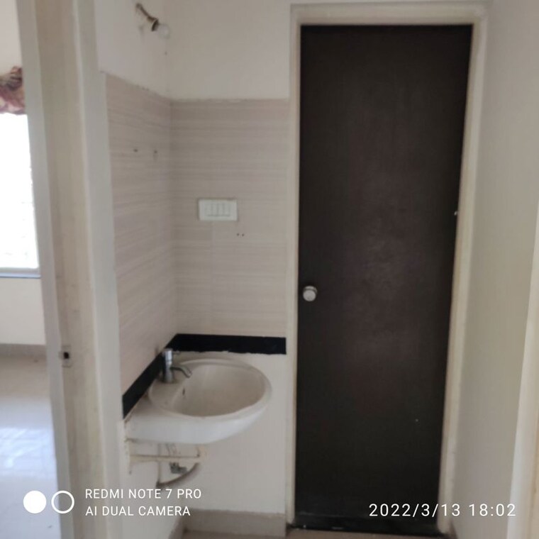 Bathroom, bhujbal-valay 2 Bedroom 950 Sq.Ft. Apartment In Hadapsar Pune 10408834