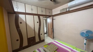 Room in 1 BHK Apartment at Mahalaxmi Vihar, Vishrantwadi – for Rent
