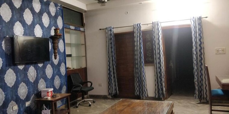 Team Area, onyx-plaza 4 Bedroom 200 Sq.Yd. Builder Floor In Vasundhara Sector 3 Ghaziabad 10408845