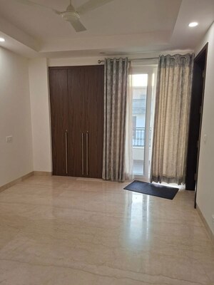 Room in 3 BHK Builder Floor at Hauz Khas – for Sale