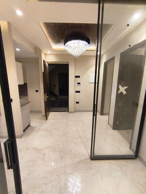 Building Lobby in 2.5 BHK Builder Floor at Ivory Silver County, Sector 95a – for Sale