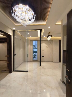 Building Lobby in 2.5 BHK Builder Floor at Ivory Silver County, Sector 95a – for Sale
