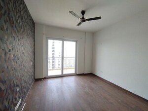 3 BHK Apartment For Rent in Puri Aanandvilas, Sector 81