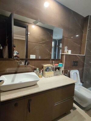 Team Area in 4 BHK Builder Floor at Saket – for Rent
