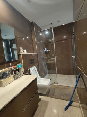 Team Area in 4 BHK Builder Floor at Saket – for Rent