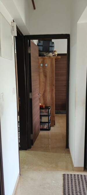 Furnished Amenities in 2 BHK Apartment at Sunny Shanti Heights, Mulund West – for Rent