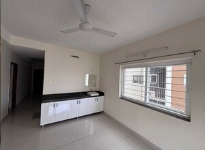 Room in 2 BHK Apartment at My Home Sayuk, Tellapur – for Rent