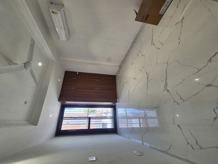undefined, bptp-district-faridabad 3 Bedroom 180 Sq.Yd. Builder Floor In Sector 81 Faridabad 10408923