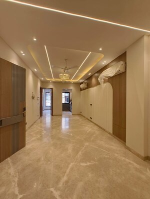 Room in 3 BHK Builder Floor at East Of Kailash – for Sale