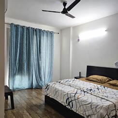 3 BHK Apartment For Rent in Omaxe Royal Residency Faridabad