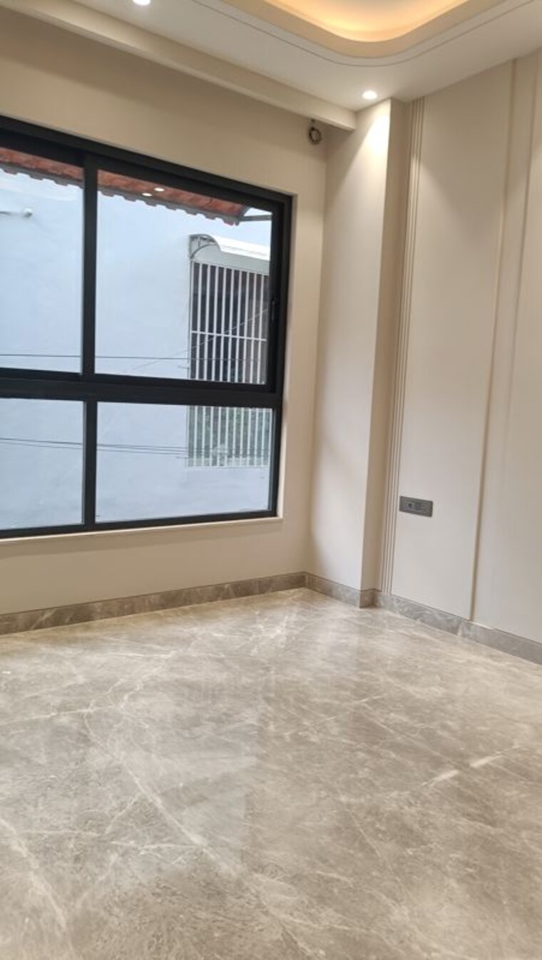 Room, safdarjung enclave 3 Bedroom 1800 Sq.Ft. Builder Floor In Safdarjung Enclave Delhi 10408960