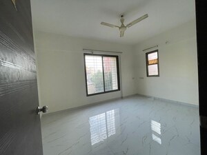 Room in 2 BHK Apartment at Creative Eclectica Homes, Pimple Saudagar – for Rent
