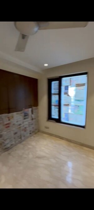 Room in 4 BHK Builder Floor at Greater Kailash I – for Sale