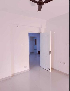 Room in 3 BHK Apartment at Aditya Imperial Heights, Hafeezpet – for Rent