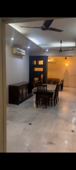 Living Room in 3.5 BHK Apartment at Eldeco Ananda, Sector 48 – for Sale