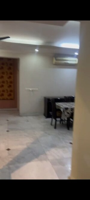 Parking in 3.5 BHK Apartment at Eldeco Ananda, Sector 48 – for Sale
