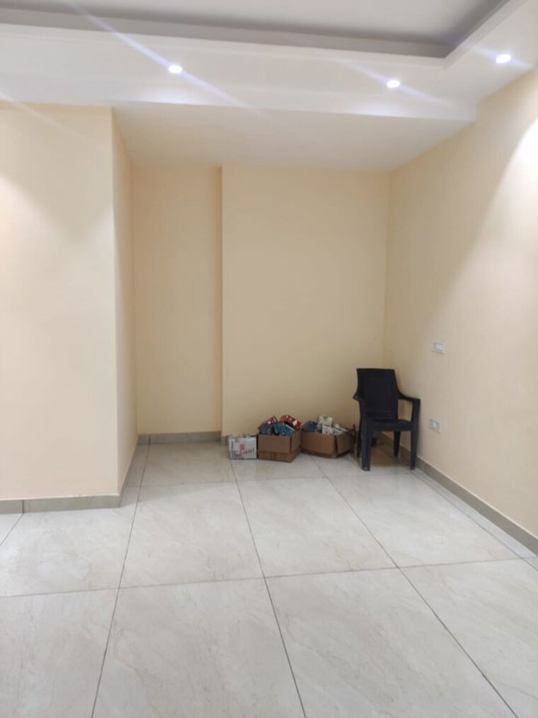 Team Area, green park Commercial Office Space 3500 Sq.Ft. In Green Park Delhi 10409052