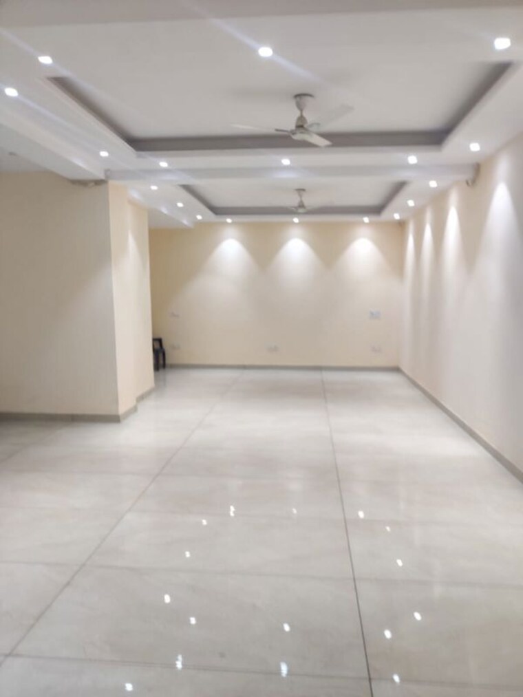 Team Area, green park Commercial Office Space 3500 Sq.Ft. In Green Park Delhi 10409052