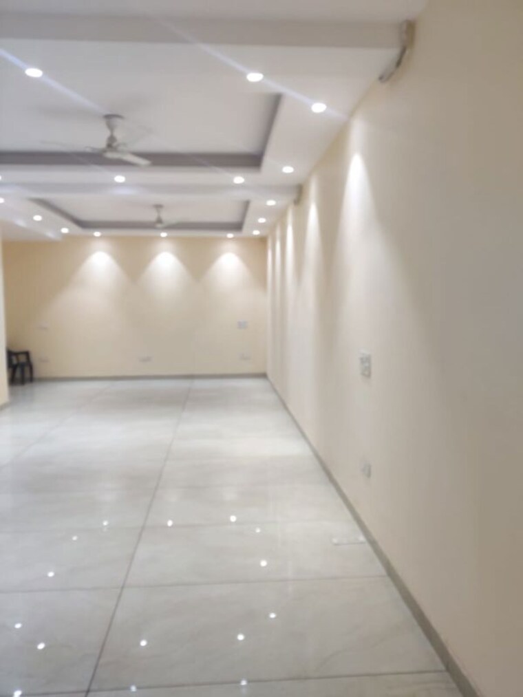 Team Area, green park Commercial Office Space 3500 Sq.Ft. In Green Park Delhi 10409052