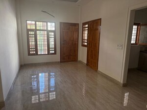 Room in 3 BHK Builder Floor at Sewla Kalan – for Rent
