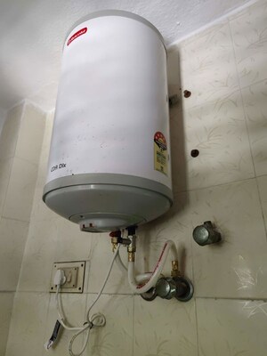 Bathroom in 3 BHK Apartment at Sumanjali Apartment, Gandhi Nagar – for Rent