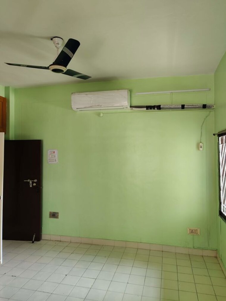 Bedroom, sumanjali-apartment 3 Bedroom 1300 Sq.Ft. Apartment In Gandhi Nagar Hyderabad 10409017