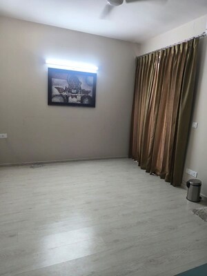 Room in 3 BHK Apartment at M3M Heights, Sector 65 – for Rent